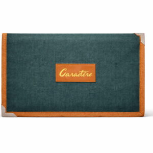 Caractere Travel Clutch
